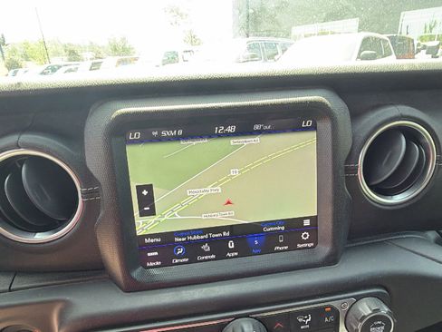 Used 2021 Jeep Wrangler Unlimited Sahara w/ Cold Weather Group image 26