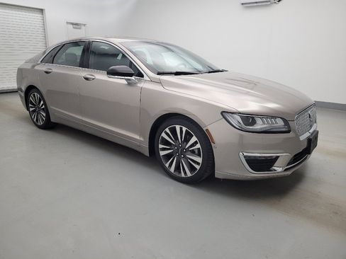 Used 2018 Lincoln MKZ Reserve w/ Technology Package FWD image 11