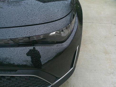 Used 2025 Kia Soul LX w/ LX Technology Package image 8