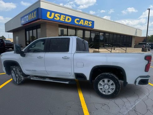 Used 2024 Chevrolet Silverado 2500 High Country w/ Technology Package image 7