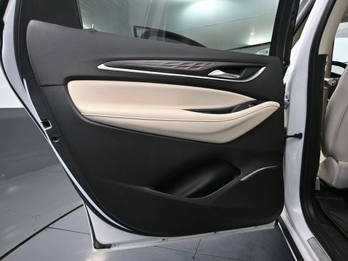 Used 2022 Buick Enclave Avenir w/ Avenir Technology Package image 41