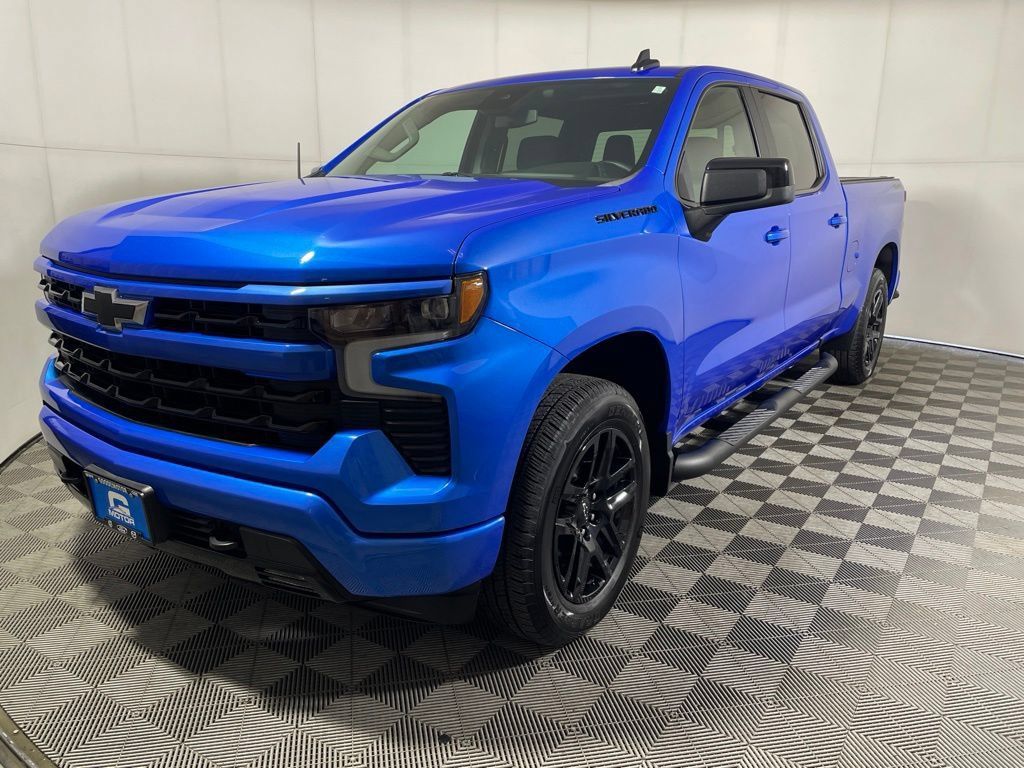 Used 2025 Chevrolet Silverado 1500 RST w/ All Star Edition Plus AWD/4WD image 4
