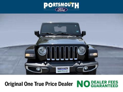 Used 2020 Jeep Wrangler Unlimited Sahara AWD/4WD image 10
