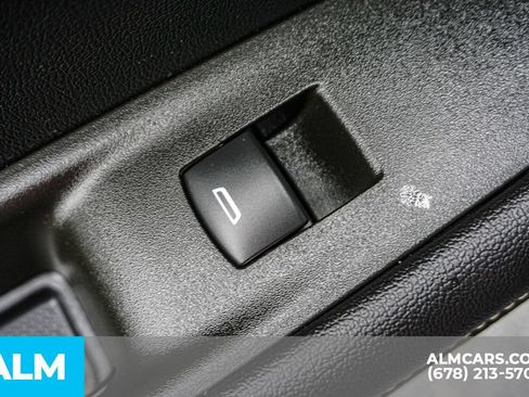 Used 2025 Chevrolet Blazer LT FWD image 50