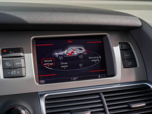 Used 2015 Audi Q7 TDI Premium Plus w/ Premium Plus Package image 24