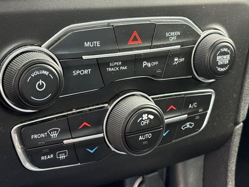 Used 2020 Dodge Charger R/T image 21