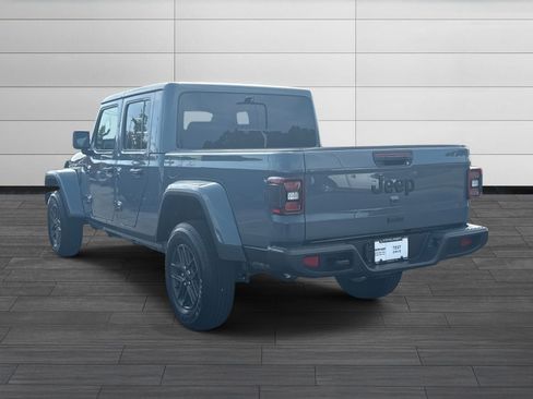 New 2025 Jeep Gladiator Sport AWD/4WD image 6