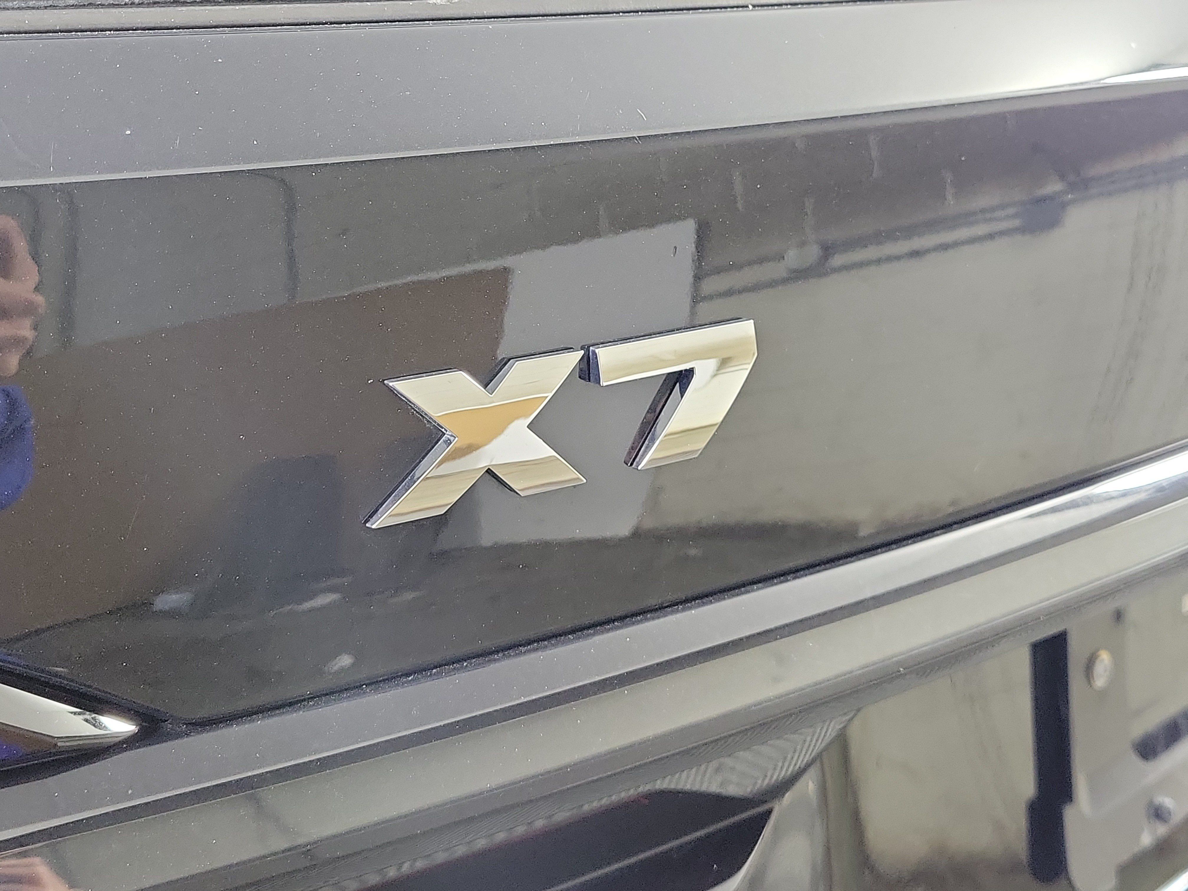 Certified 2027 BMW X7 M60i AWD/4WD image 7