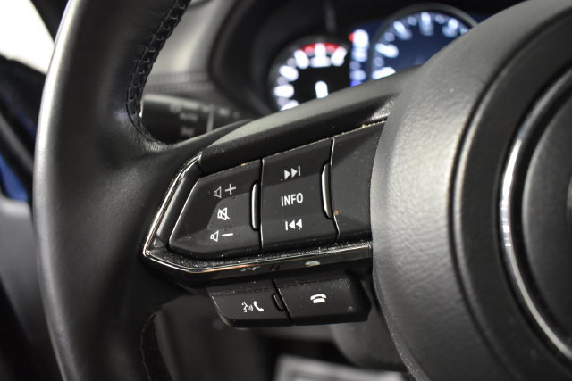 Used 2021 MAZDA CX-5 Signature AWD/4WD image 17