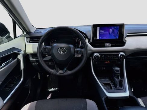 Used 2023 Toyota RAV4 XLE w/ Convenience Package FWD image 21