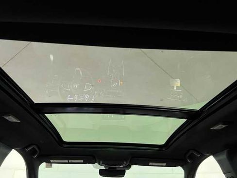 New 2025 Acura RDX SH-AWD image 11