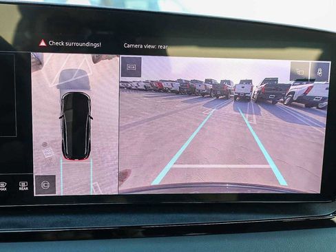 Used 2025 Audi Q6 e-tron Premium w/ Convenience Package image 36