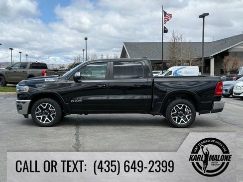 Used 2025 RAM 1500 Laramie AWD/4WD image 2