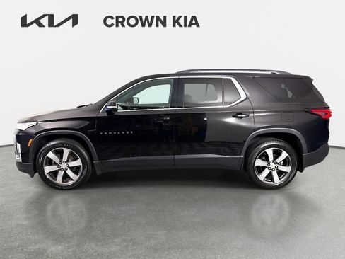 Used 2022 Chevrolet Traverse LT w/ LT Premium Package AWD/4WD image 9