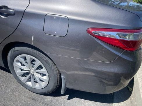 Used 2015 Toyota Camry LE FWD image 6