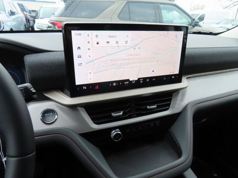 New 2026 Ford Explorer Active image 10