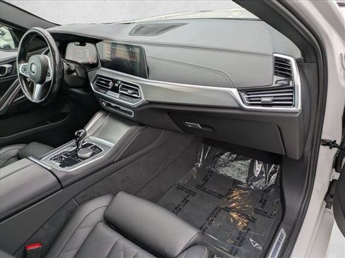 Used 2023 BMW X6 xDrive40i w/ M Sport Package image 21