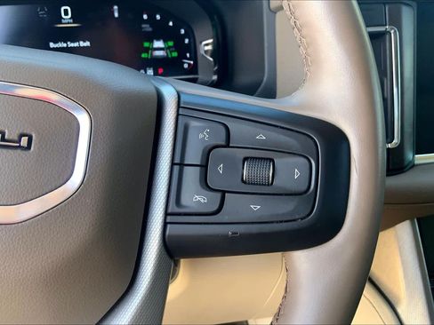 Used 2023 GMC Yukon Denali AWD/4WD image 25