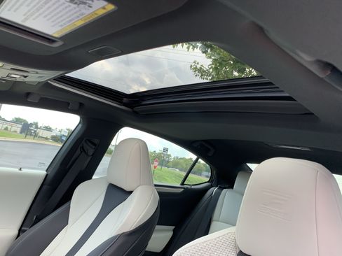 Used 2022 Lexus ES 300h F Sport w/ Accessory Package 2 FWD image 28