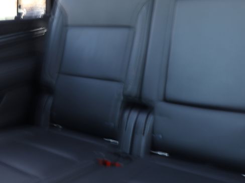 Certified 2022 GMC Yukon XL Denali w/ Denali Premium Package image 13