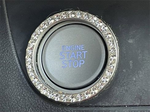 Used 2021 Hyundai Elantra Limited w/ Cargo Package image 22