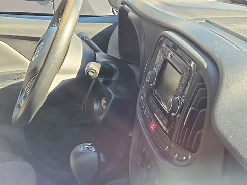 Used 2021 RAM ProMaster City Tradesman image 5