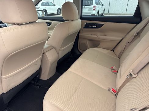 Used 2015 Nissan Altima 2.5 S w/ Power Driver Seat Package image 9