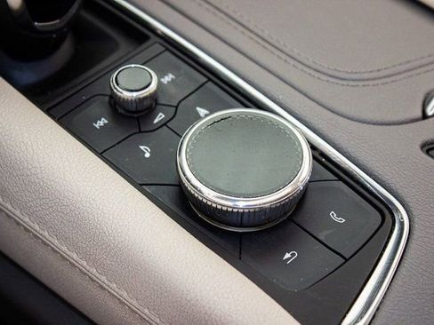 Used 2022 Cadillac XT6 Premium Luxury image 37