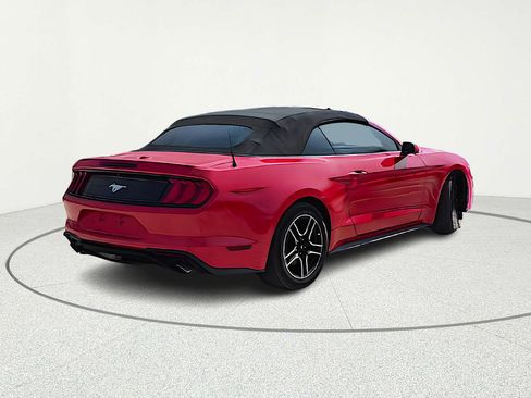 Used 2023 Ford Mustang Premium image 3