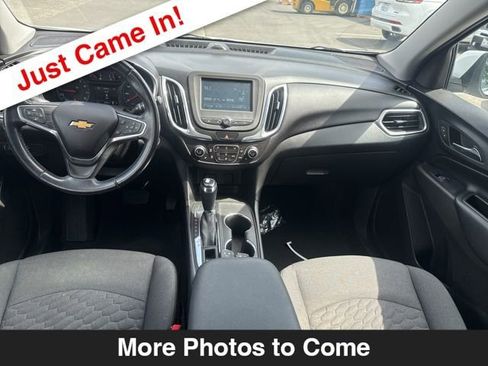 Used 2018 Chevrolet Equinox LT FWD image 10