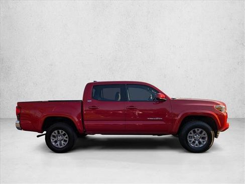 Used 2019 Toyota Tacoma SR5 image 4