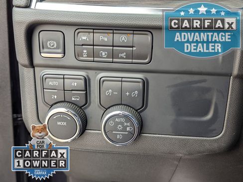 Used 2025 Chevrolet Tahoe Premier AWD/4WD image 13