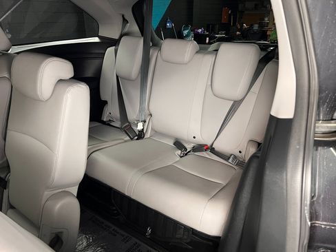 Used 2018 Honda Odyssey EX-L image 16