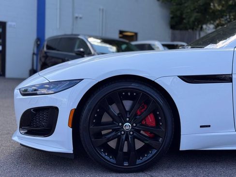 Used 2024 Jaguar F-TYPE Coupe AWD image 11
