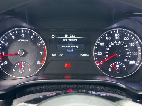 Used 2022 Kia Forte LXS w/ LXS Technology Package image 16