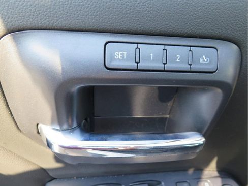 Used 2019 Chevrolet Silverado 2500 LTZ w/ Duramax Plus Package AWD/4WD image 11