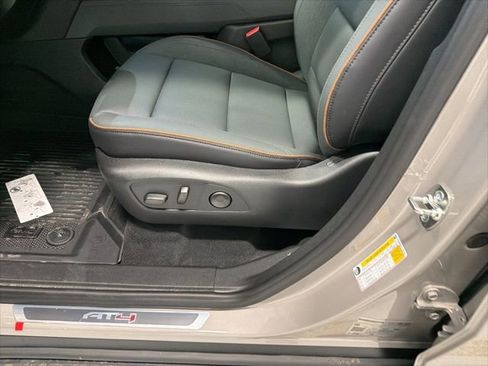 New 2026 GMC Acadia AT4 w/ Luxury Package image 19