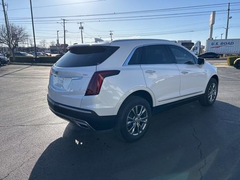 Used 2021 Cadillac XT5 Premium Luxury w/ LPO, Floor Liner Package image 6