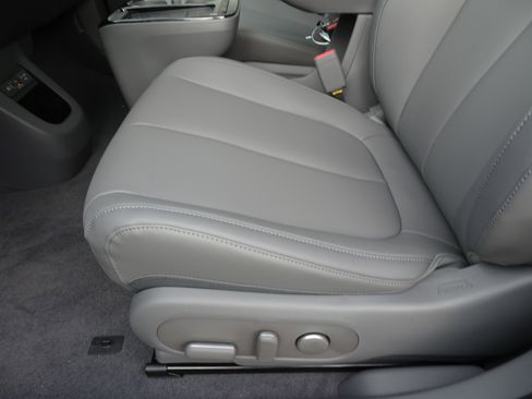 New 2026 Hyundai Ioniq 5 SEL image 10