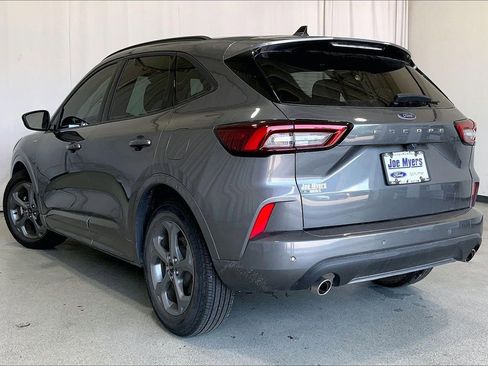Used 2023 Ford Escape ST-Line w/ Tech Pack #1 FWD image 5