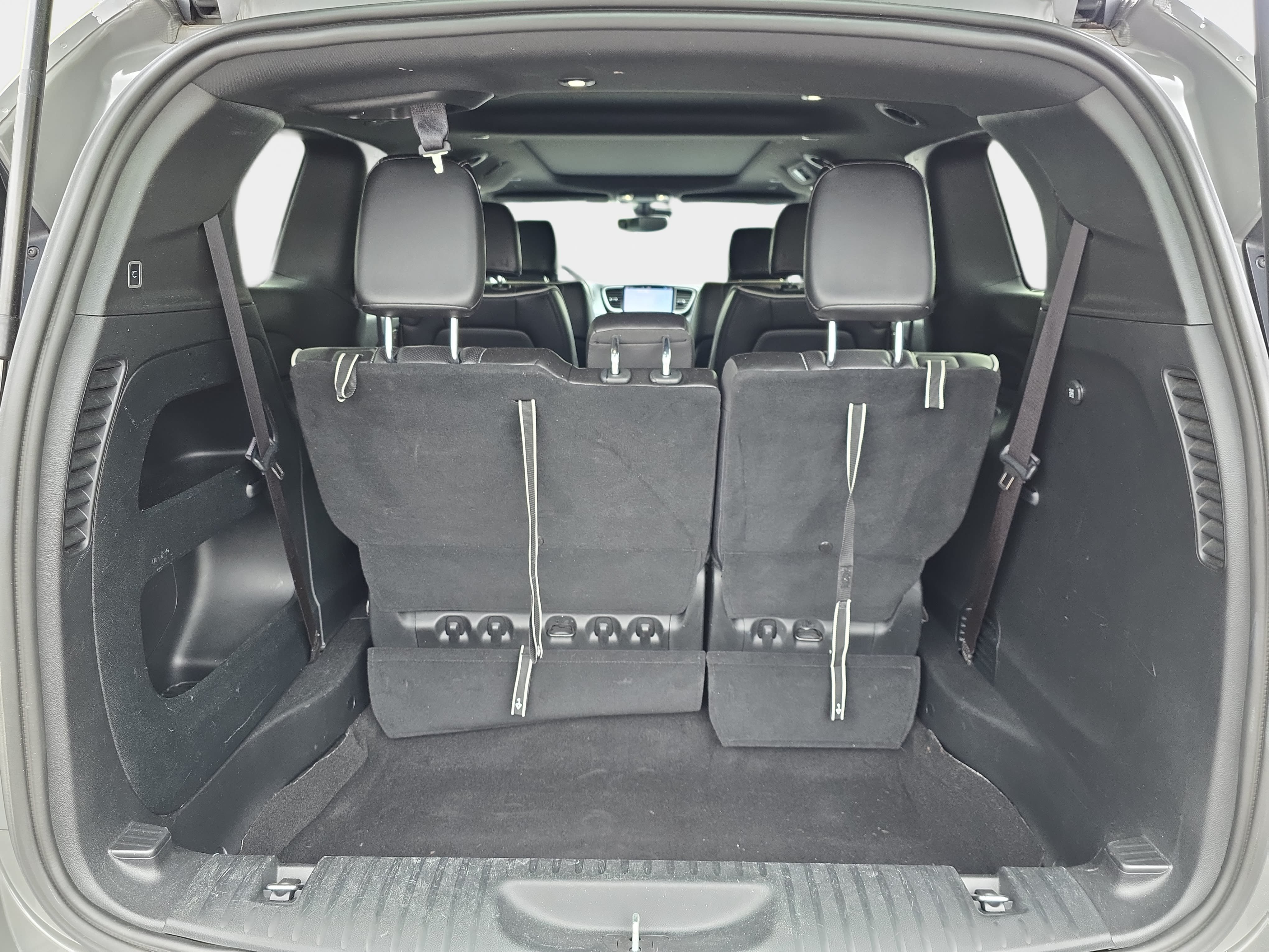 Used 2025 Chrysler Pacifica Limited FWD image 10