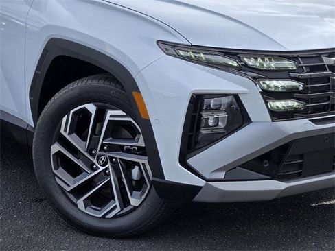 New 2026 Hyundai Tucson Limited image 9