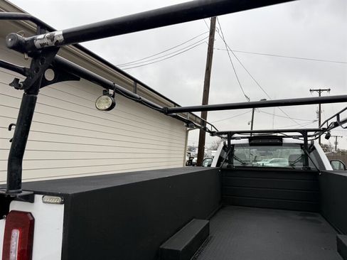 Used 2020 Ford F350 XL w/ Power Equipment Group image 7