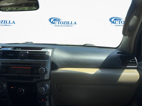 Used 2011 Toyota 4Runner SR5 image 11
