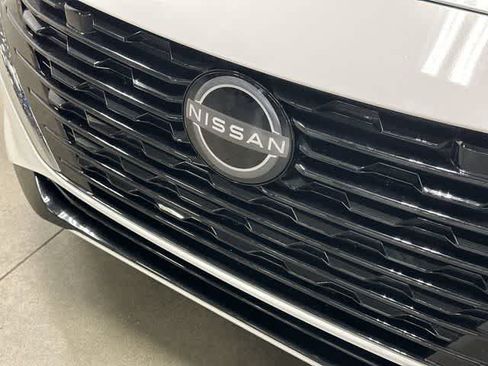 Used 2025 Nissan Sentra SV w/ All-Weather Package FWD image 29