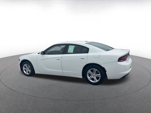 Used 2022 Dodge Charger SXT image 10