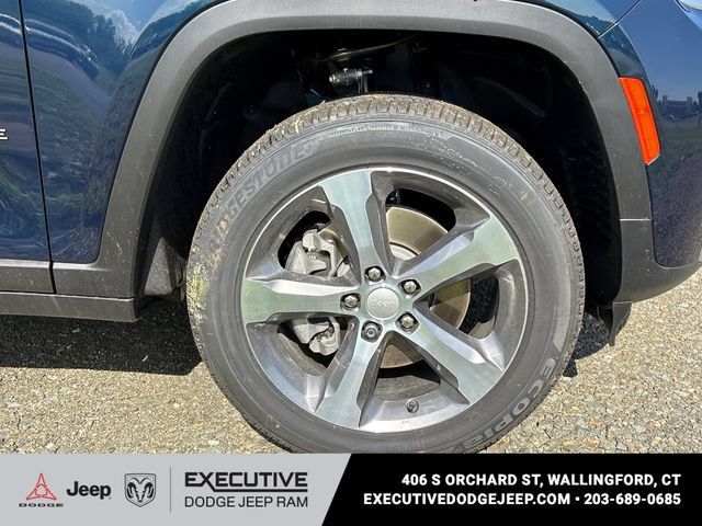 New 2026 Jeep Grand Cherokee L Limited AWD/4WD image 7