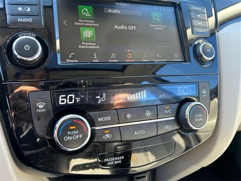 Certified 2022 Nissan Rogue Sport SL w/ Premium Package image 17