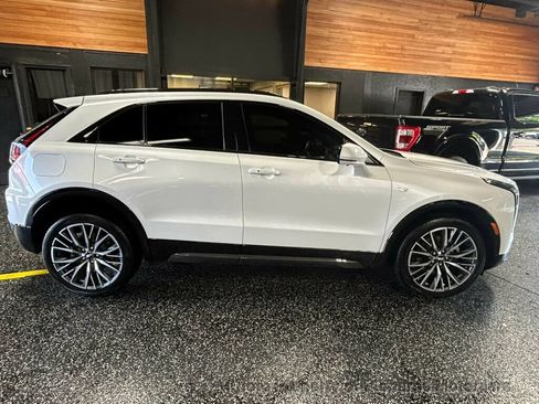 Used 2025 Cadillac XT4 Sport AWD/4WD image 2