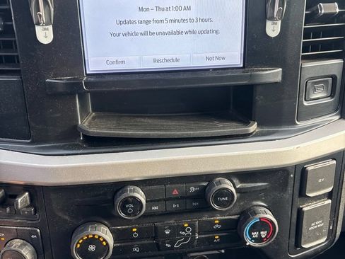 Used 2025 Ford F350 XLT AWD/4WD image 17